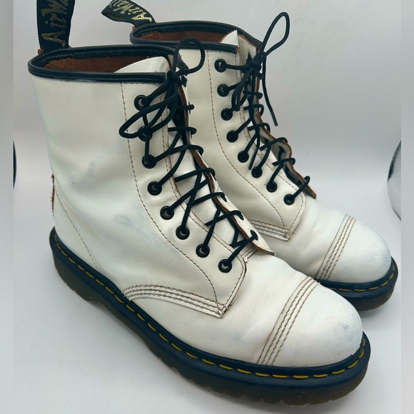 Vintage Dr. Martens White Bex Toe Cap 1460 Lace up Boot Made In England W 11 - Picture 2 of 11